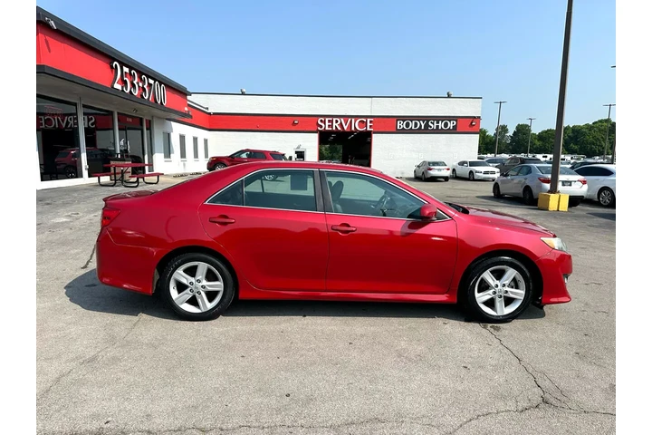 $8900 : 2014 Camry 2014.5 4dr Sdn I4 image 1