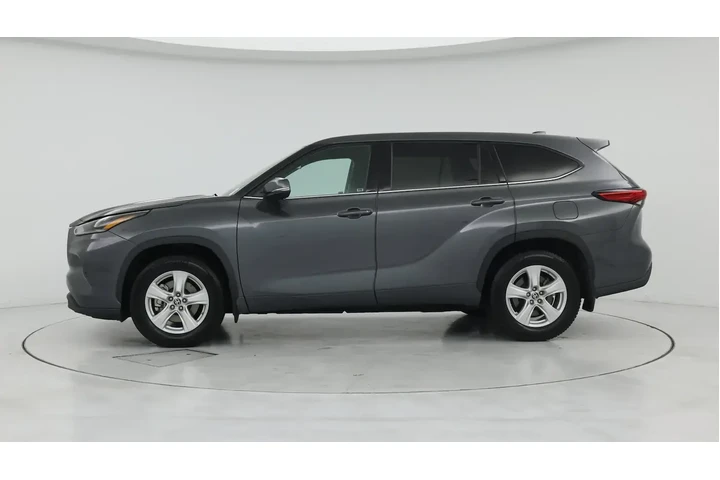 $30998 : Toyota Highlander 2021 AWD L image 3
