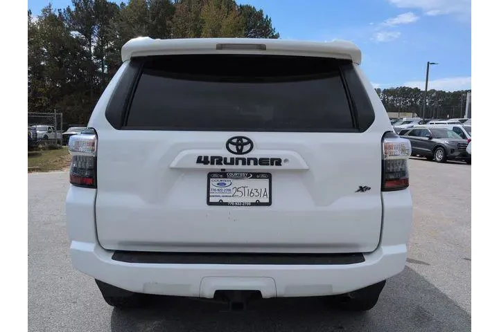 $28522 : Toyota 4Runner 2017 4x4 SR5 image 5