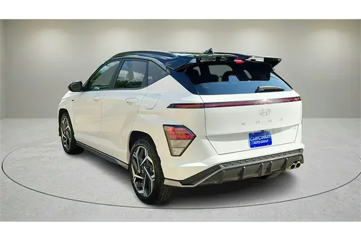 $22753 : Hyundai KONA 2024 N Line 4dr image 5
