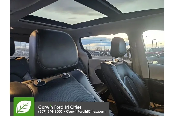 $21989 : Chrysler Pacifica Hybrid 201 image 6