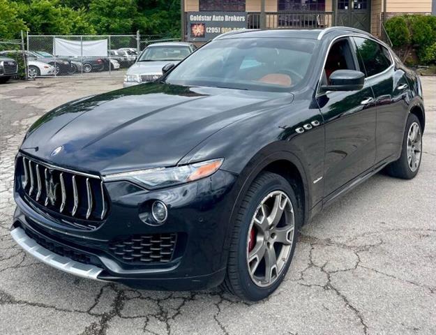 $23900 : 2018 Levante GranLusso image 2