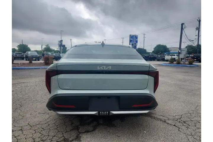 $22298 : Kia K4 2025 LXS 4dr Sedan image 4