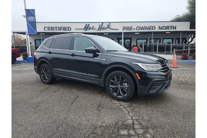 $20998 : Volkswagen Tiguan 2024 SE 4d image 1