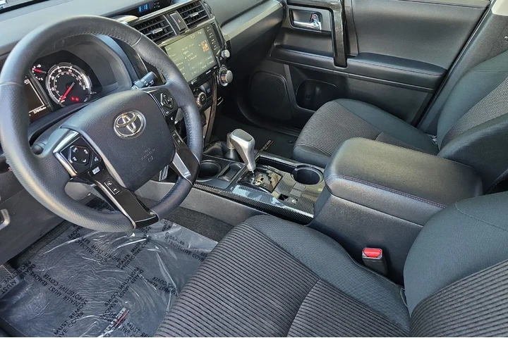$45399 : Toyota 4Runner 2024 4x4 TRD image 10