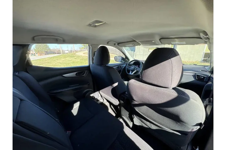 $8999 : 2019 Rogue Sport S image 10