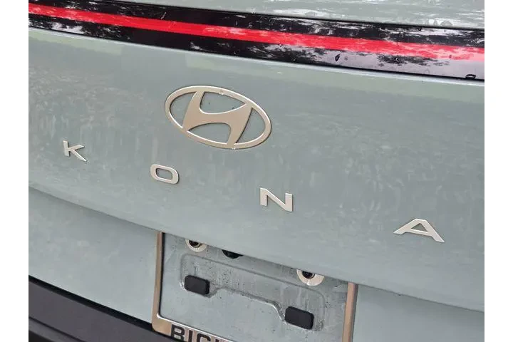 $18900 : Hyundai KONA 2024 SEL 4dr Cr image 9