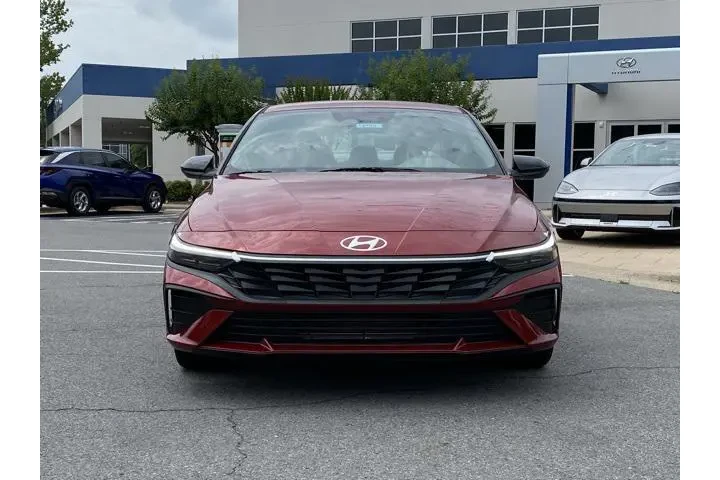 $27383 : Hyundai ELANTRA 2025 SEL Con image 2