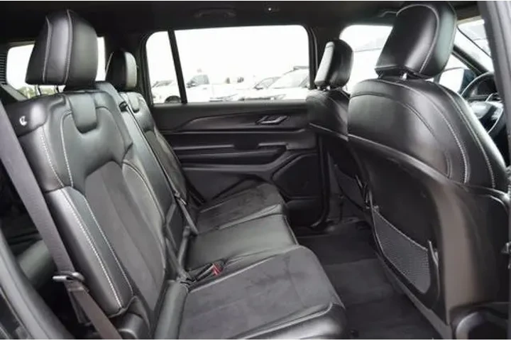 $31333 : Jeep Grand Cherokee L 2024 4 image 8