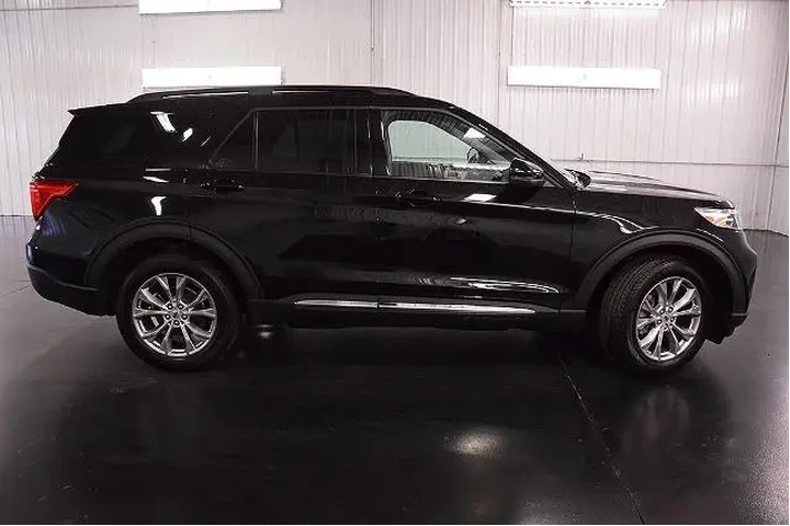 $35000 : Ford Explorer 2024 AWD XLT 4 image 8