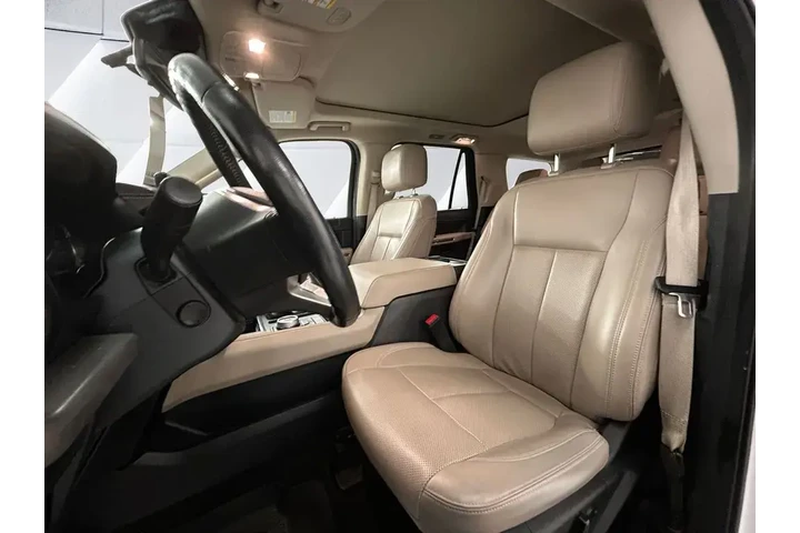 $38171 : Ford Expedition 2023 4x2 XLT image 7