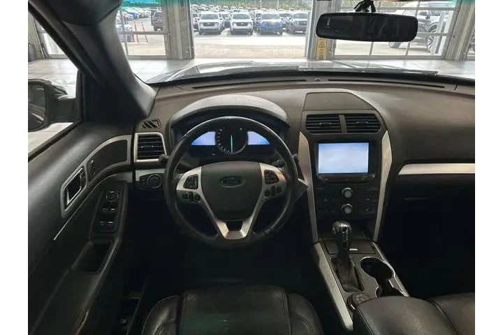 $10500 : Ford Explorer 2014 AWD XLT 4 image 2