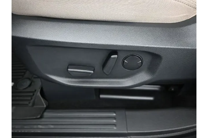 $38300 : Ford Ranger 2025 4x2 XLT 4dr image 10