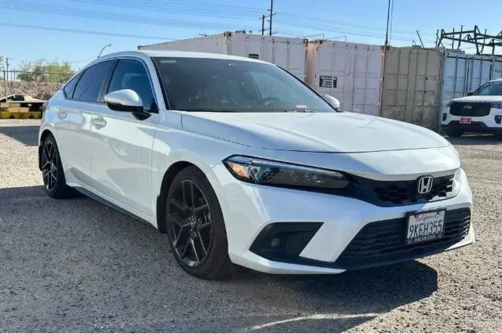 $28772 : Honda Civic 2024 Sport Touri image 3