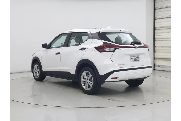 $17998 : Nissan Kicks 2023 S 4dr Cros image 2
