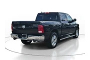 $18991 : Ram 1500 2018 4x2 SLT 4dr Cr thumbnail