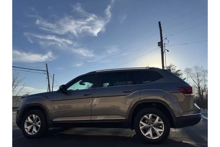 $11999 : 2018 Atlas V6 SEL 4Motion image 9