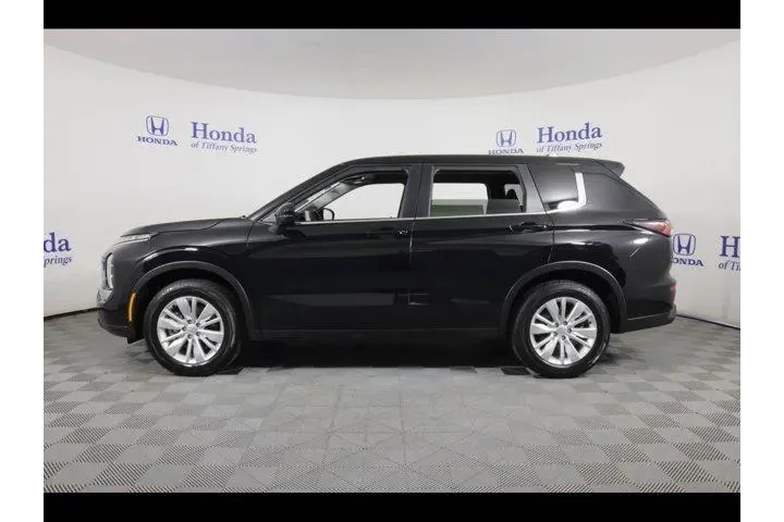 $26975 : Mitsubishi Outlander 2025 AW image 4