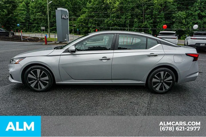 $16920 : Nissan Altima 2022 2.5 SV 4d image 6