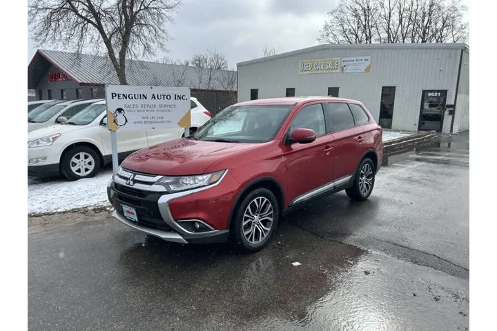 $10990 : 2018 Outlander SE image 1