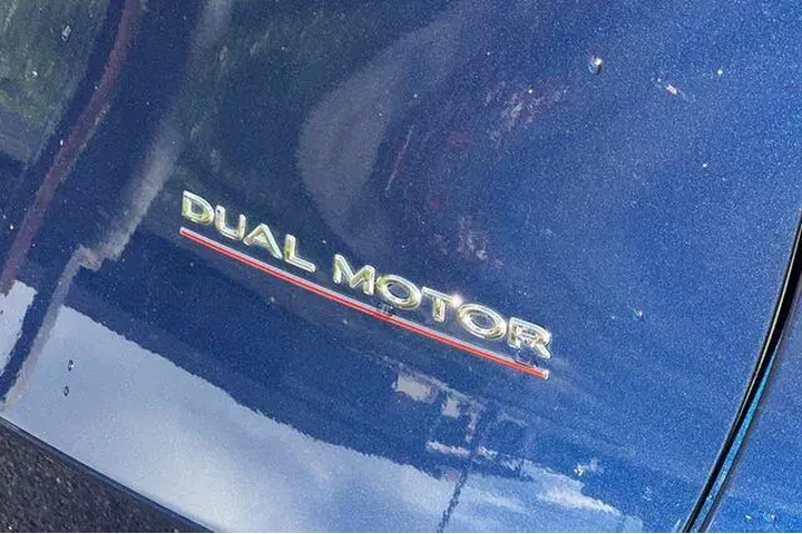 $26836 : Tesla Model Y 2021 AWD Perfo image 9