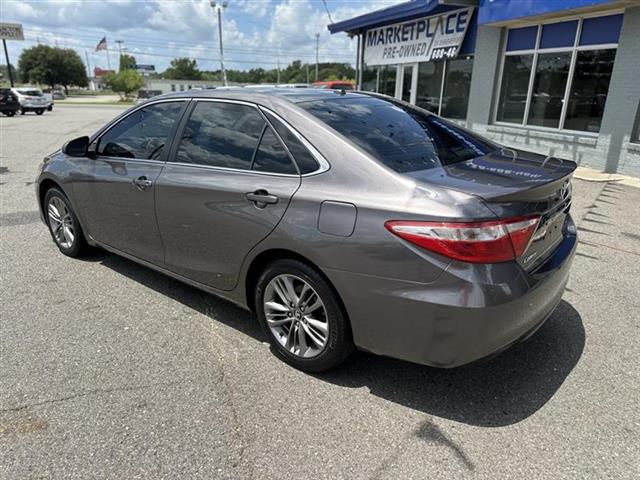 $16864 : 2017 Camry XLE image 6