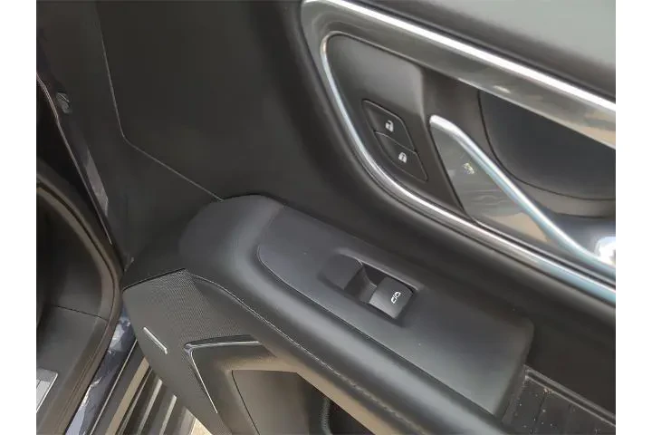 $39665 : Chevrolet Tahoe 2023 4x4 LT image 9