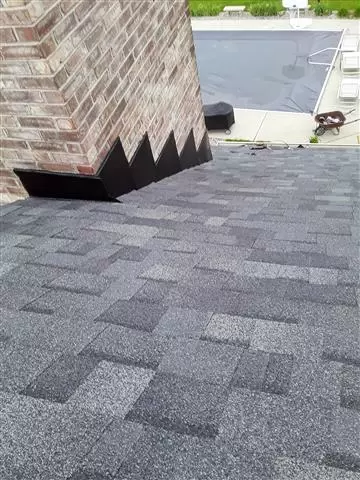 Juarezroofing repair image 3