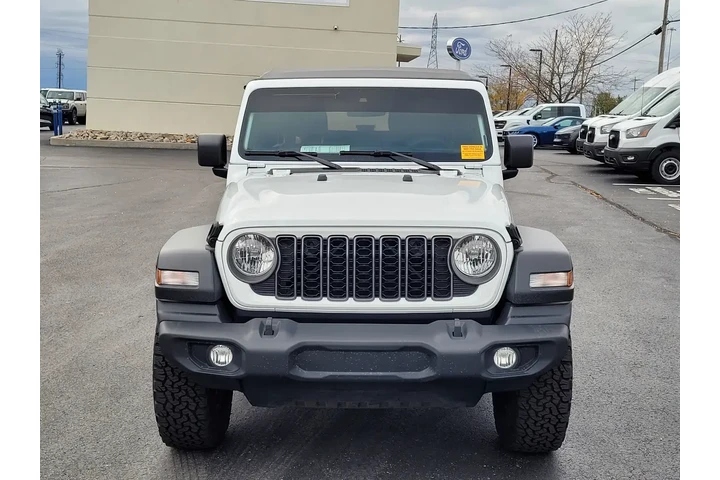 $33200 : Jeep Wrangler 2025 4x4 Sport image 9