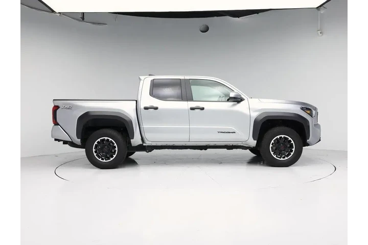 $36998 : Toyota Tacoma 2024 4x4 SR5 4 image 7