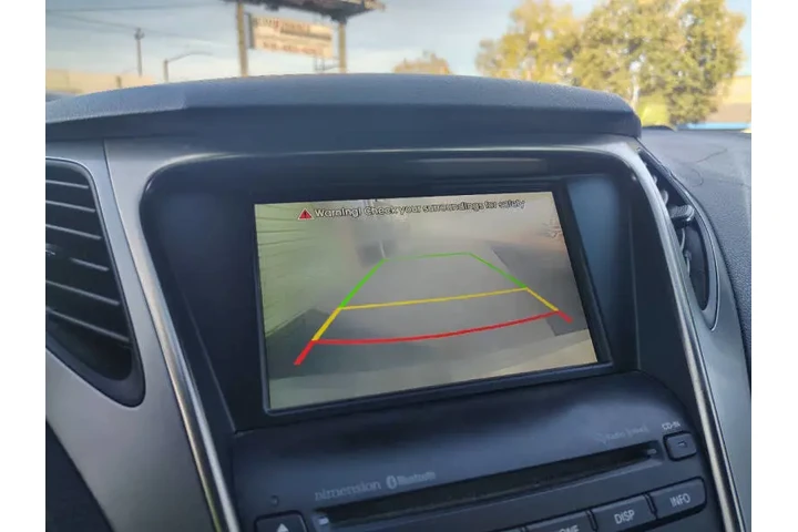 $8590 : 2013 Azera image 9