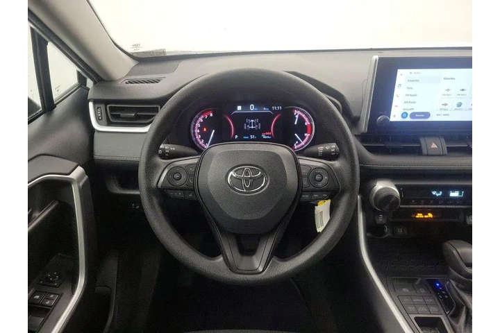 $25998 : Toyota RAV4 2024 AWD LE 4dr image 10