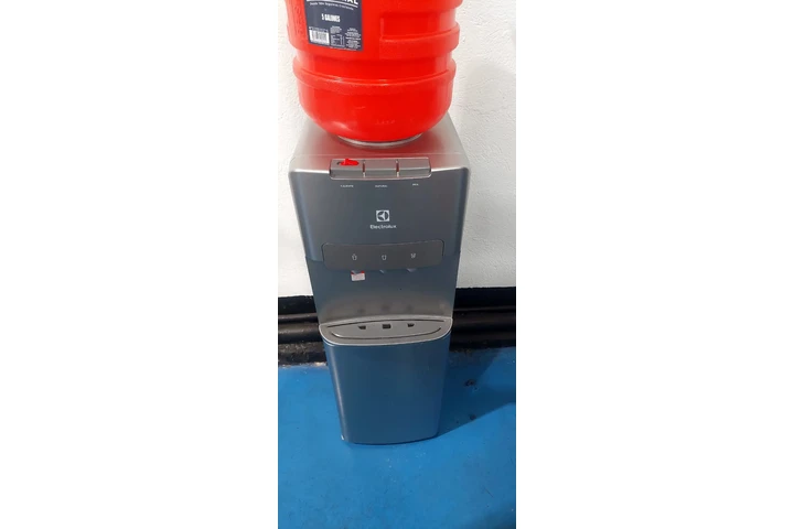 Mant. de Dispensadores de agua image 3