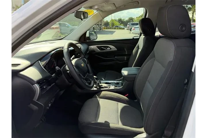 $22385 : Chevrolet Traverse 2021 LT C image 7