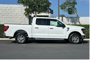$39005 : Ford F-150 2025 4x2 XLT 4dr thumbnail