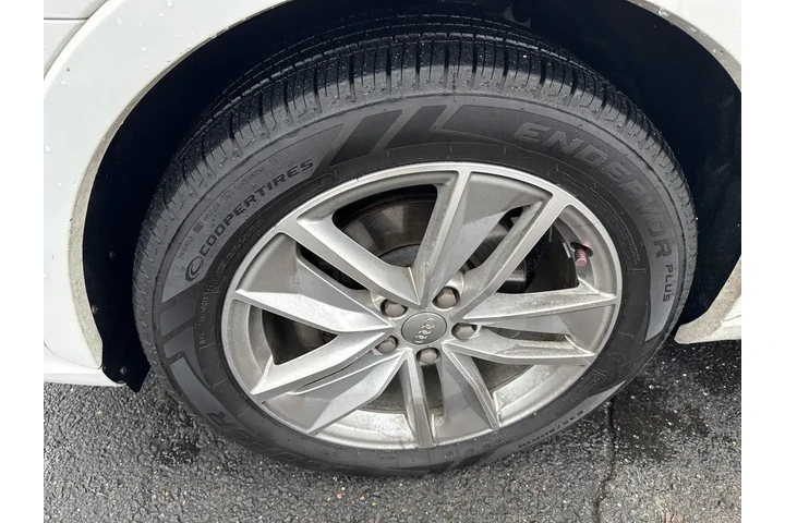 $14995 : Audi Q3 2018 AWD 2.0T quattr image 9