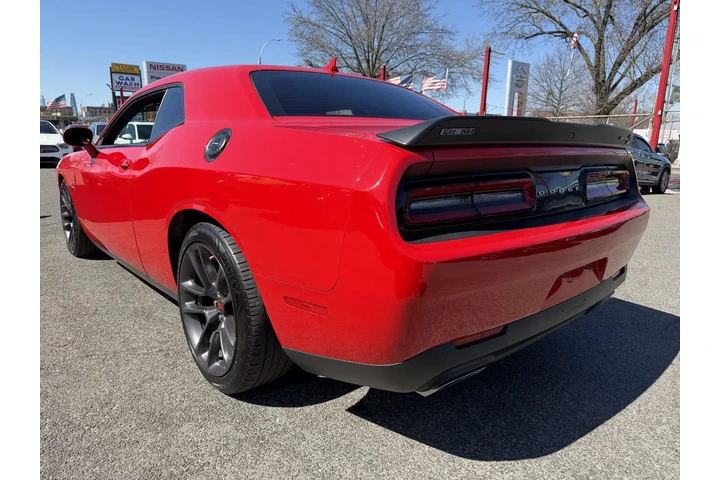 $32990 : Dodge Challenger 2020 R/T Sc image 6
