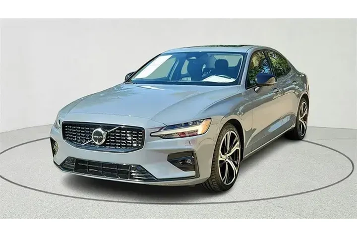 $25027 : Volvo S60 2024 B5 Plus Dark image 7