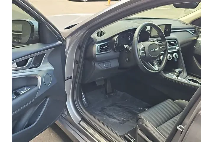 $30500 : Genesis G70 2022 2.0T 4dr Se image 10