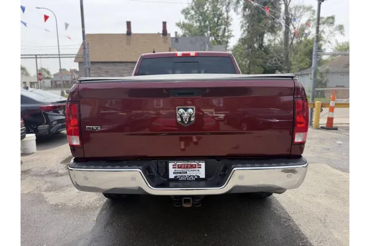 2022 RAM 1500 Classic SLT image 8