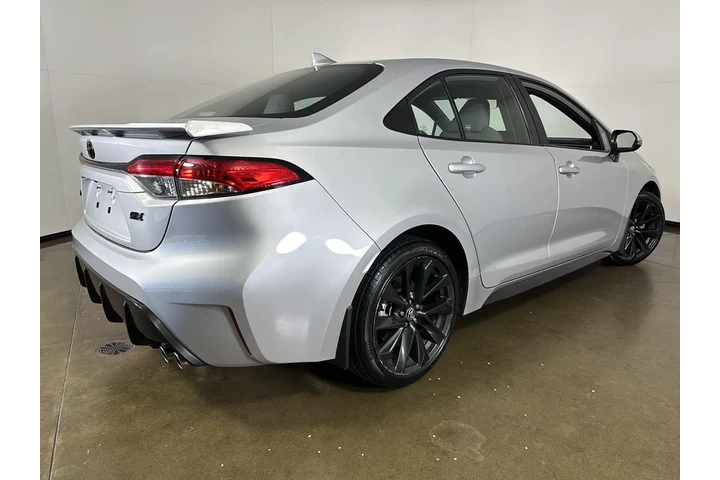 $23997 : Gold Certified 2023 Corolla SE image 10