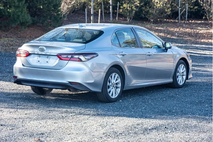 $19995 : Toyota Camry 2024 LE 4dr Sed image 8