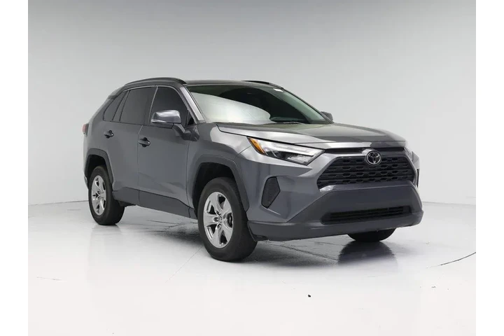 $29998 : Toyota RAV4 2024 AWD XLE 4dr image 1