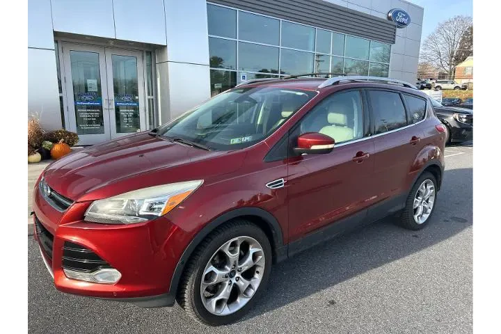 $8995 : Ford Escape 2014 AWD Titaniu image 2