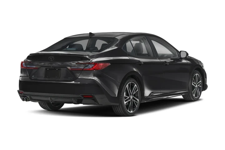 $38990 : 2025 Camry XSE image 2