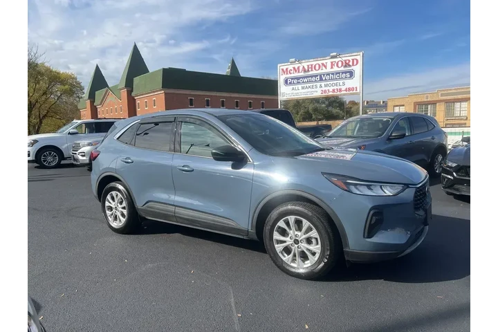 $25000 : Ford Escape 2023 AWD Active image 1