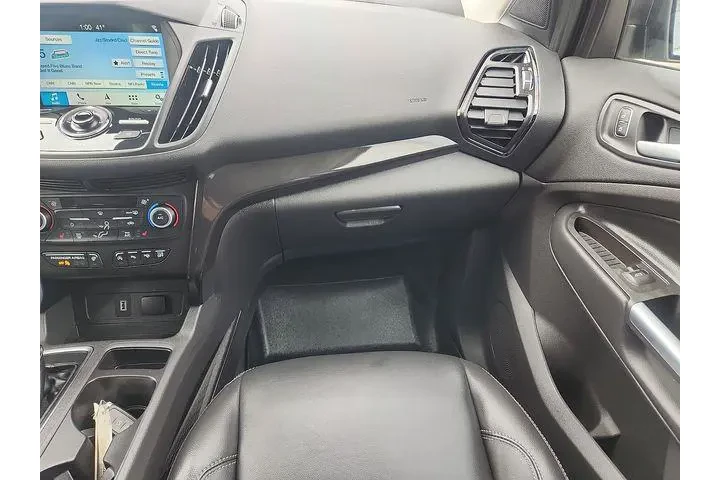 $16550 : Ford Escape 2019 AWD Titaniu image 10