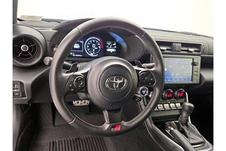 $31998 : Toyota GR86 2023 Premium 2dr image 10