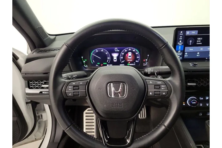 $27998 : Honda Accord Hybrid 2024 Spo image 10
