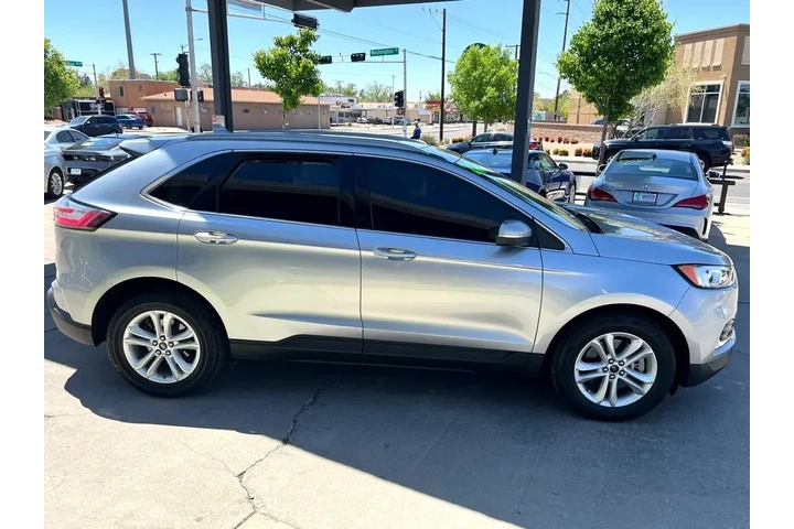 2020 Edge SEL AWD image 4